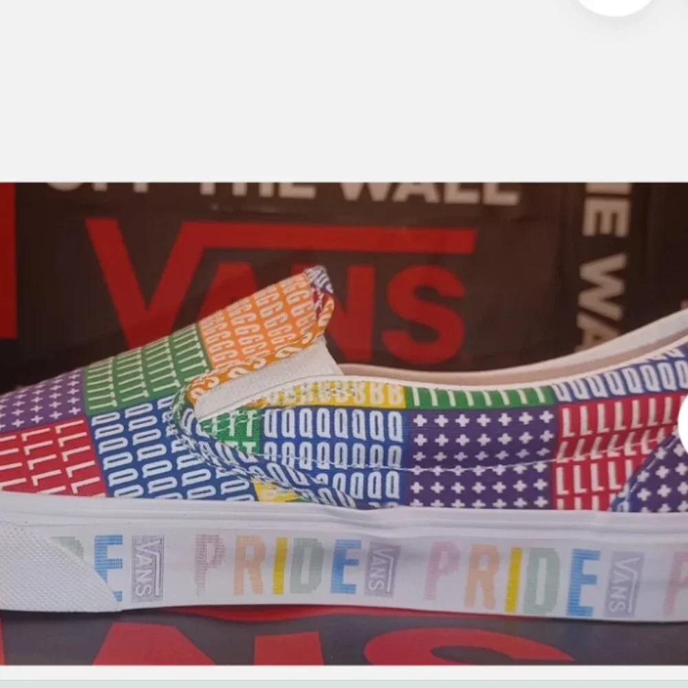 Vans Men's 4.5/Women's 6 Slip-On Pride Rainbow Multi/True White LGBTQ
